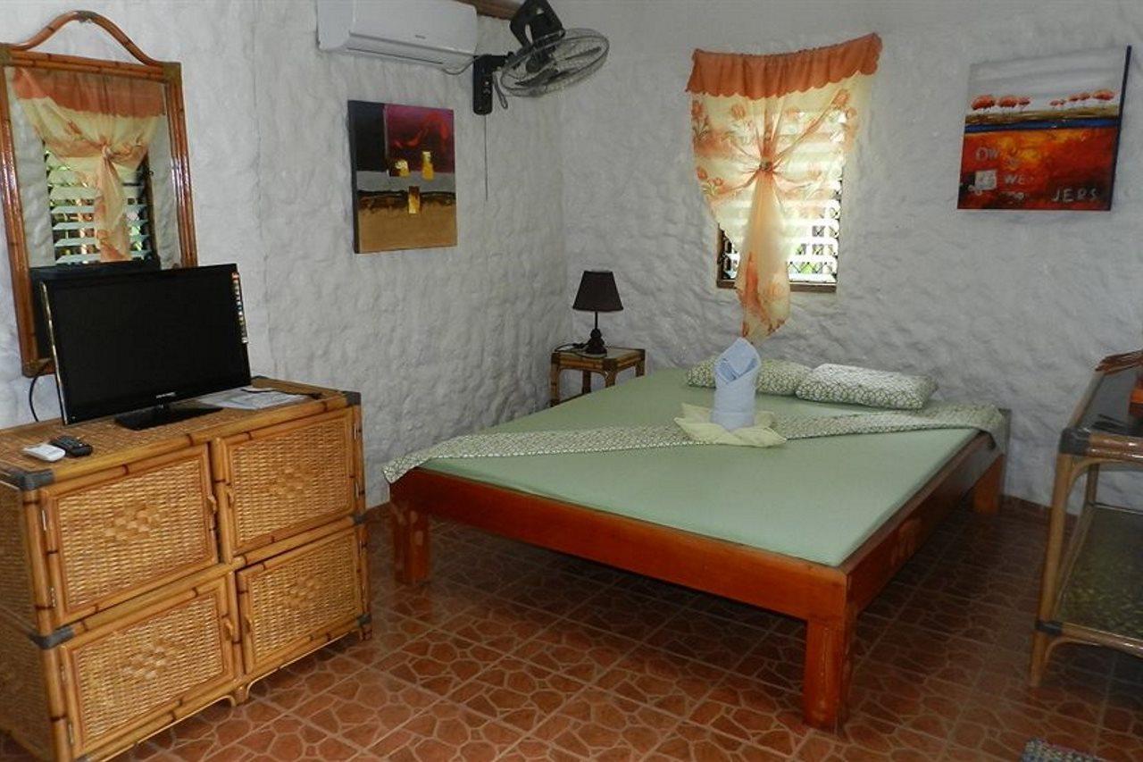 Panglao Chocolate Hills Hostel Esterno foto